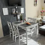 Relax Island Family Friedly Apartment